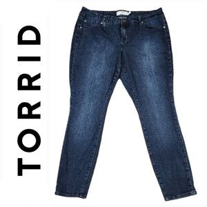 Torrid Skinny Dark Wash Blue Denim Jeans We Swear By The Fit Sz 16